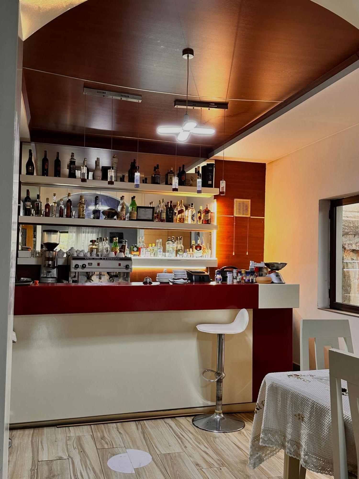 Hostel Grande House Тирана Экстерьер фото