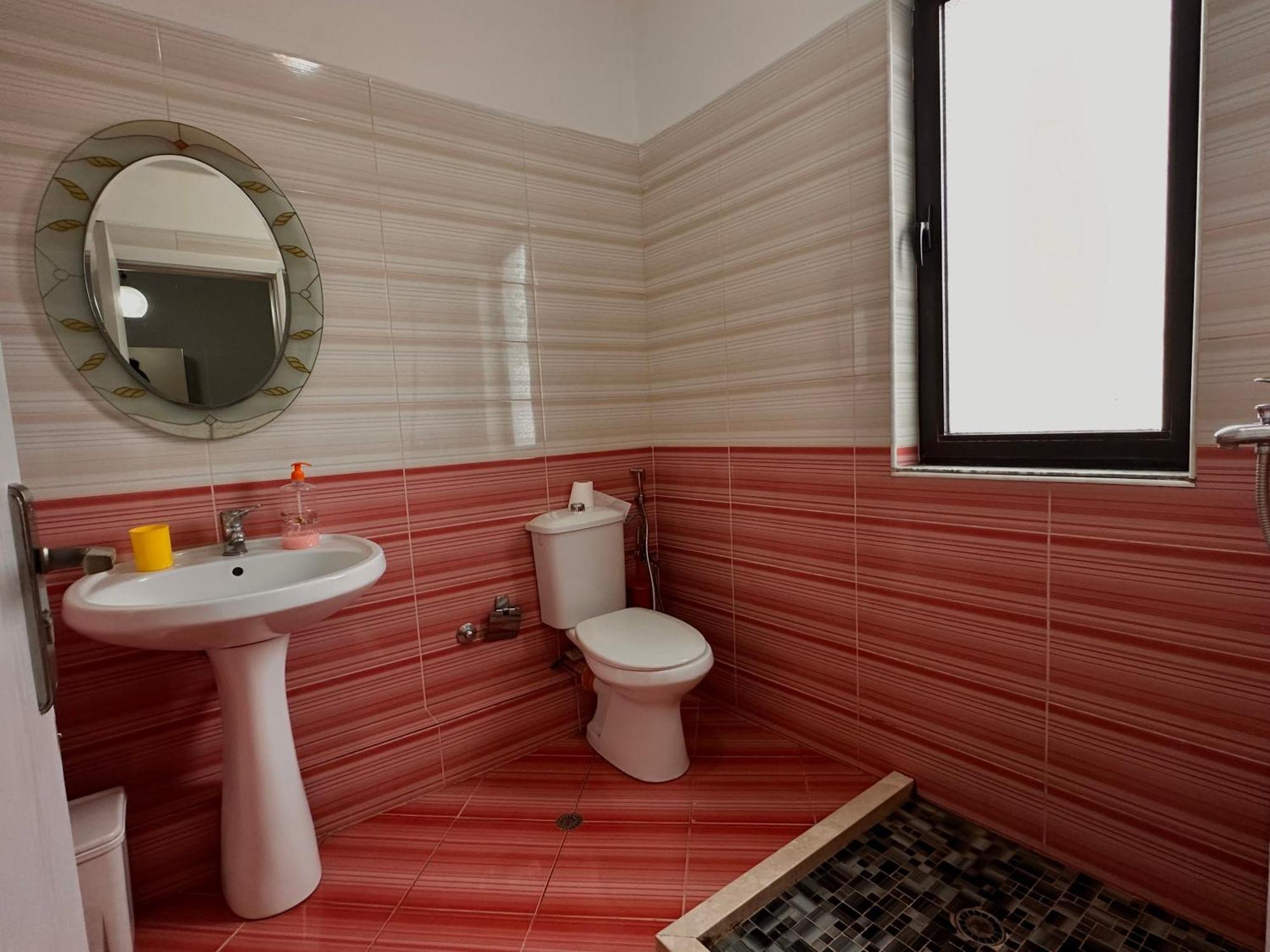 Hostel Grande House Тирана Экстерьер фото