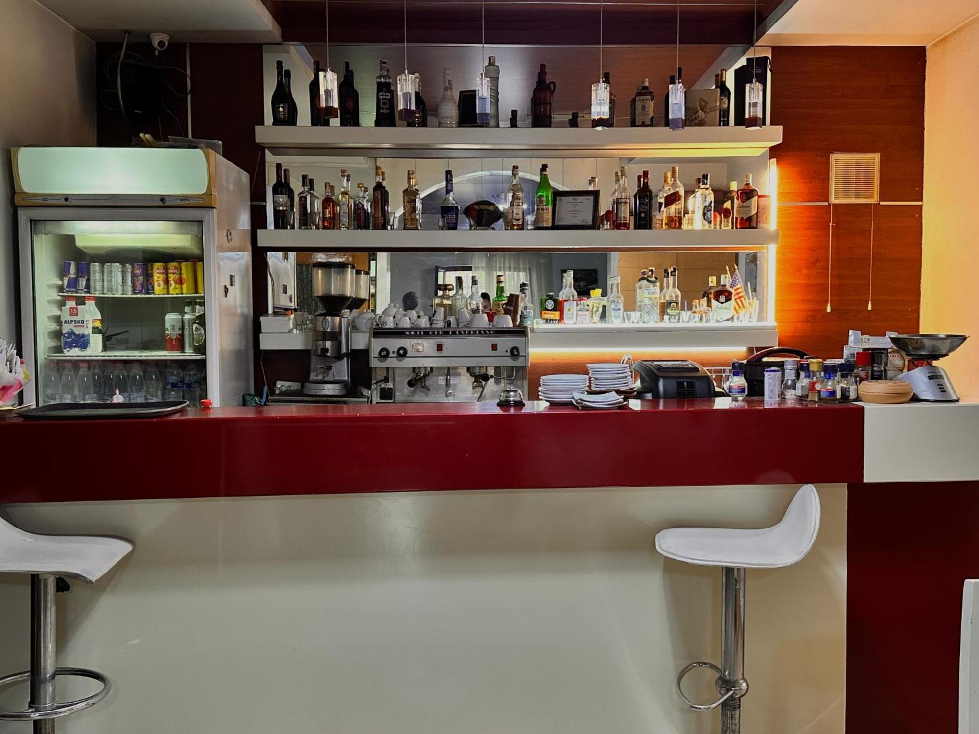 Hostel Grande House Тирана Экстерьер фото